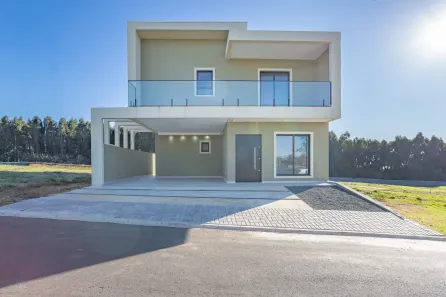Casa de Condomínio com 3 Quartos à venda, 151m² no Colônia Dona Luíza, Ponta Grossa