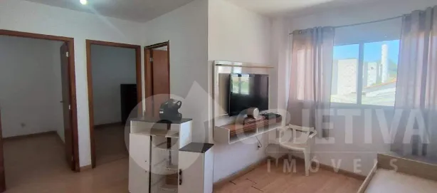 Apartamento com 2 Quartos para alugar, 47m² no Jardim Ipanema, Uberlândia