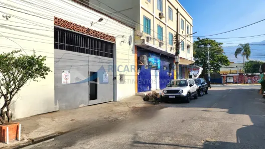 Galpão/Depósito/Armazém para alugar, 250m² no Vila Emil, Mesquita