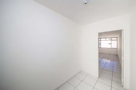 Sala Comercial à venda, 42m² no Centro, Juiz de Fora