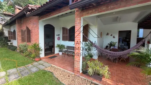 Fazenda/Sítio com 3 Quartos à venda, 250m² no Paiol, Guapimirim