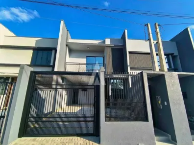 Sobrado com 3 Quartos à venda, 120m² no Glória, Joinville