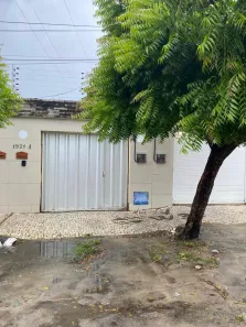 Casa com 3 Quartos à venda, 114m² no Guajeru, Fortaleza