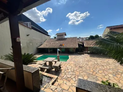 Casa com 3 Quartos à venda, 291m² no Copacabana, Belo Horizonte