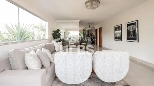 Casa com 5 Quartos à venda, 739m² no Vila Santa Rita, Goiânia