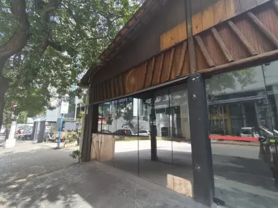 Casa com 4 Quartos para alugar, 250m² no Indianópolis, São Paulo