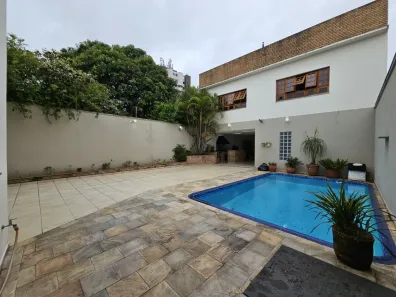 Sobrado com 4 Quartos à venda, 453m² no Jardim Carlu, São Paulo