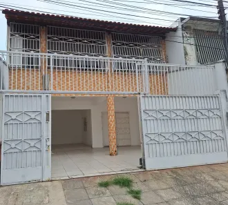Casa com 5 Quartos à venda, 340m² no Benfica, Fortaleza