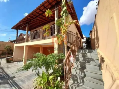 Casa com 3 Quartos à venda, 280m² no Serrano, Belo Horizonte