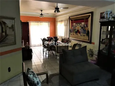 Casa com 4 Quartos à venda, 421m² no Jardim Califórnia, Cuiabá