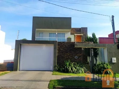 Sobrado com 3 Quartos à venda, 270m² no Jardim Copacabana, Campo Mourão