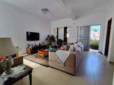 Casa com 3 Quartos à venda, 239m² no Vila Iolanda(Lajeado), São Paulo