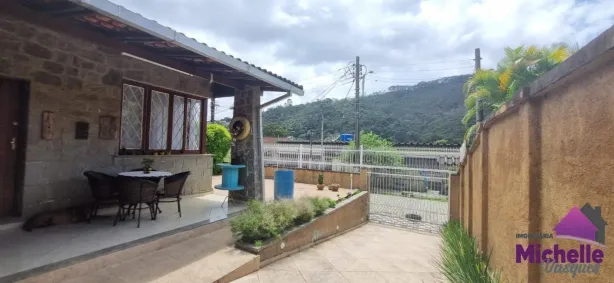 Casa com 3 Quartos à venda, 104m² no Jardim Cascata, Teresópolis