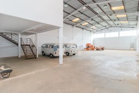 Galpão/Depósito/Armazém para alugar, 715m² no Anchieta, Porto Alegre