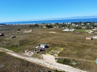 Lote/Terreno à venda, 324m² no Miraflores, Balneário Arroio do Silva