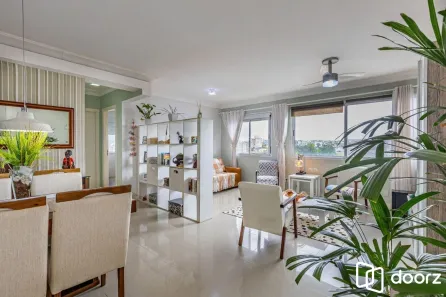 Apartamento com 2 Quartos à venda, 68m² no Vila Ipiranga, Porto Alegre
