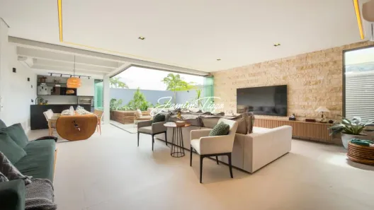 Casa de Condomínio com 3 Quartos à venda, 200m² no Tamboré, Santana de Parnaíba