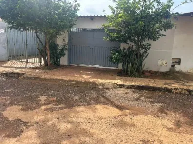 Casa com 2 Quartos à venda, 180m² no Parque Estrela Dalva IX, Luziânia