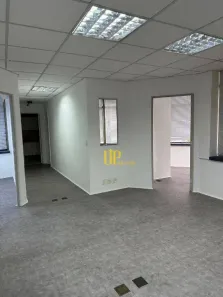 Sala Comercial para alugar, 101m² no Cidade Monções, São Paulo