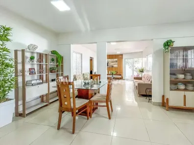 Casa de Condomínio com 4 Quartos à venda, 232m² no Campestre, Teresina