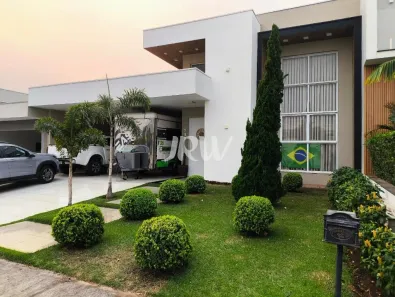 Casa com 3 Quartos à venda, 316m² no Jardim Residencial Dona Lucilla, Indaiatuba