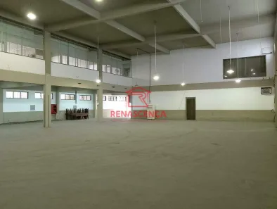 Prédio Comercial para alugar, 2000m² no Ramos, Rio de Janeiro