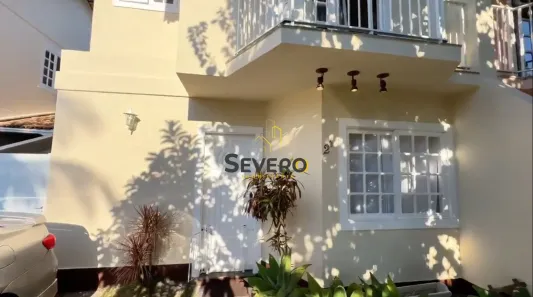 Casa de Condomínio com 4 Quartos à venda, 145m² no Camboinhas, Niterói