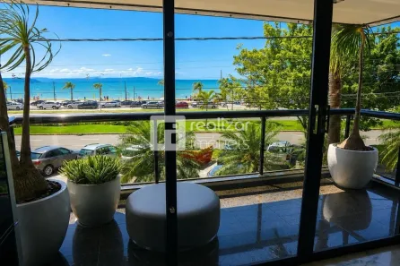Apartamento com 3 Quartos para alugar, 253m² no Centro, Florianópolis
