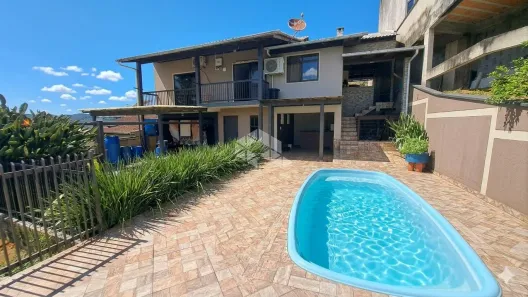 Casa com 2 Quartos à venda, 210m² no Escola Agrícola, Blumenau