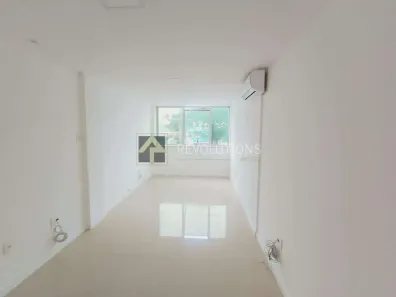 Sala Comercial à venda, 31m² no Recreio dos Bandeirantes, Rio de Janeiro