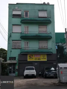 Galpão/Depósito/Armazém com 7 Quartos à venda, 469m² no São João, Porto Alegre