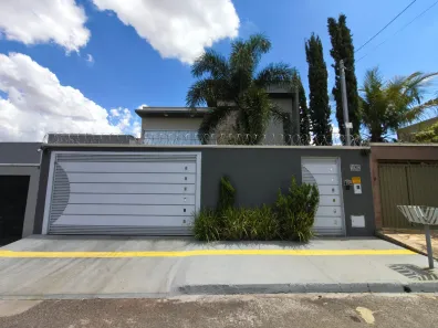 Casa com 4 Quartos à venda, 303m² no Residencial Mirante, Goiânia