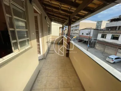 Casa com 3 Quartos à venda, 140m² no Santos Dumont, Juiz de Fora
