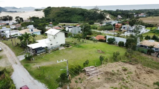 Lote/Terreno à venda, 903m² no Areias do Macacu, Garopaba
