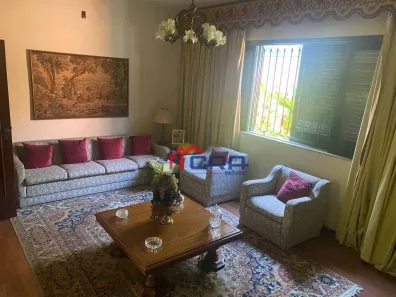 Casa com 3 Quartos à venda, 255m² no Jardim Amália, Volta Redonda
