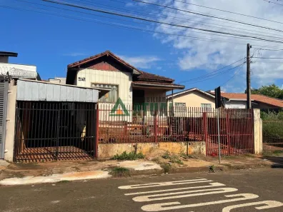 Casa com 1 Quarto à venda, 60m² no Jardim Tókio, Londrina