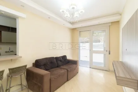 Apartamento com 2 Quartos para alugar, 128m² no Medianeira, Porto Alegre
