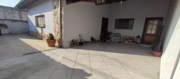 Casa com 3 Quartos à venda, 138m² no Jardim Maria Emília, Pindamonhangaba