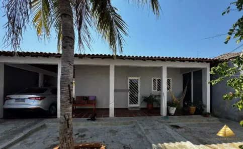 Casa com 3 Quartos à venda, 221m² no Pico do Amor, Cuiabá