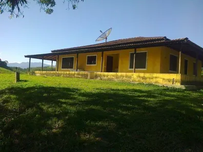 Fazenda/Sítio com 3 Quartos à venda, 169000m² no Japuíba, Cachoeiras de Macacu