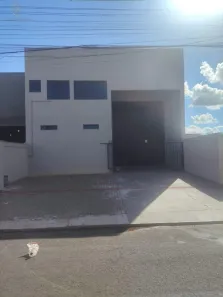 Galpão/Depósito/Armazém à venda, 250m² no Jardim Silvino, Cambé