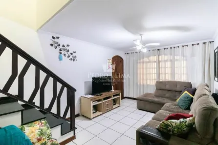 Sobrado com 4 Quartos à venda, 240m² no Vila Sílvia, São Paulo