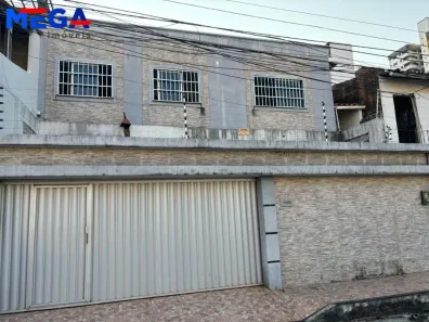 Casa com 6 Quartos à venda, 295m² no José Bonifácio, Fortaleza