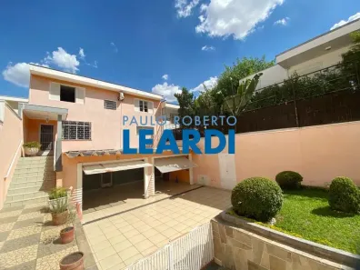 Sobrado com 3 Quartos à venda, 241m² no Vila Madalena, São Paulo