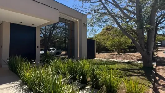 Casa de Condomínio com 3 Quartos à venda, 225m² no Riacho Fundo I, Brasília