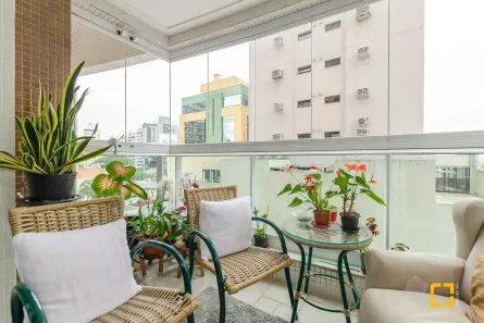 Apartamento com 2 Quartos à venda, 97m² no Centro, Florianópolis