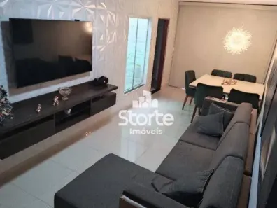 Casa de Condomínio com 3 Quartos à venda, 100m² no Aclimação, Uberlândia