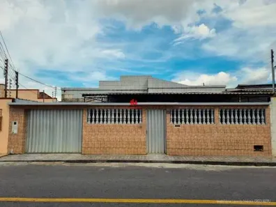 Casa com 4 Quartos à venda, 296m² no Dom Pedro I, Manaus