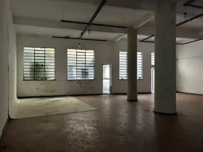 Galpão/Depósito/Armazém para alugar, 402m² no Centro, São Paulo