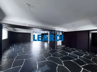 Apartamento com 2 Quartos à venda, 250m² no Cerqueira César, São Paulo